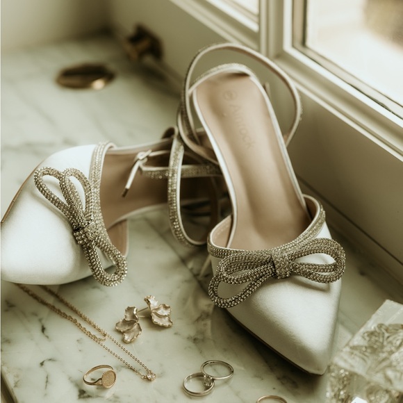 Women's Rhinestone Bow Heels - Picture 2 of 3